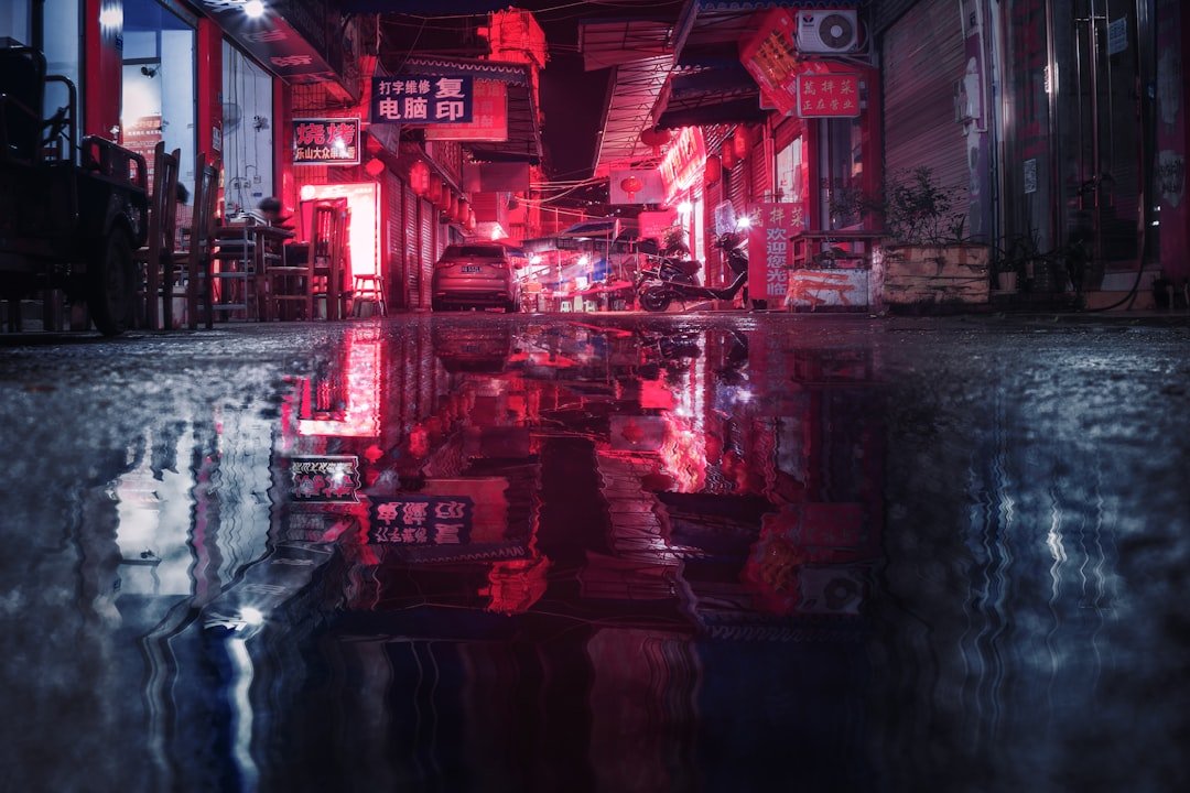 配图 配图