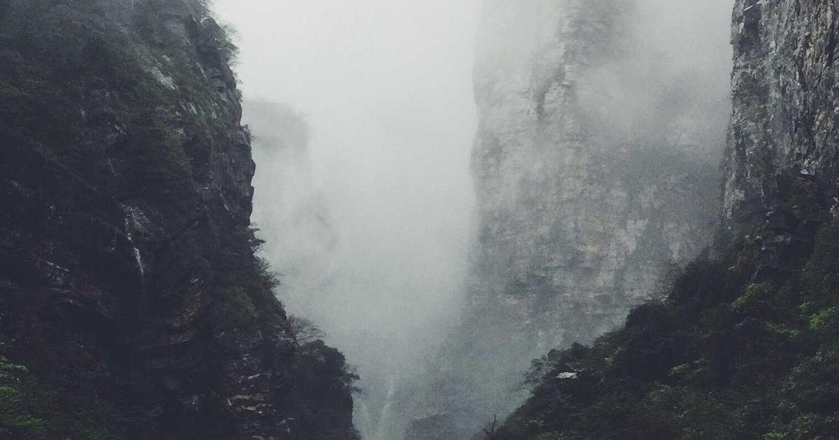 配图 配图